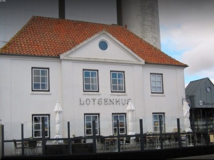 Photo: Lotsenhus